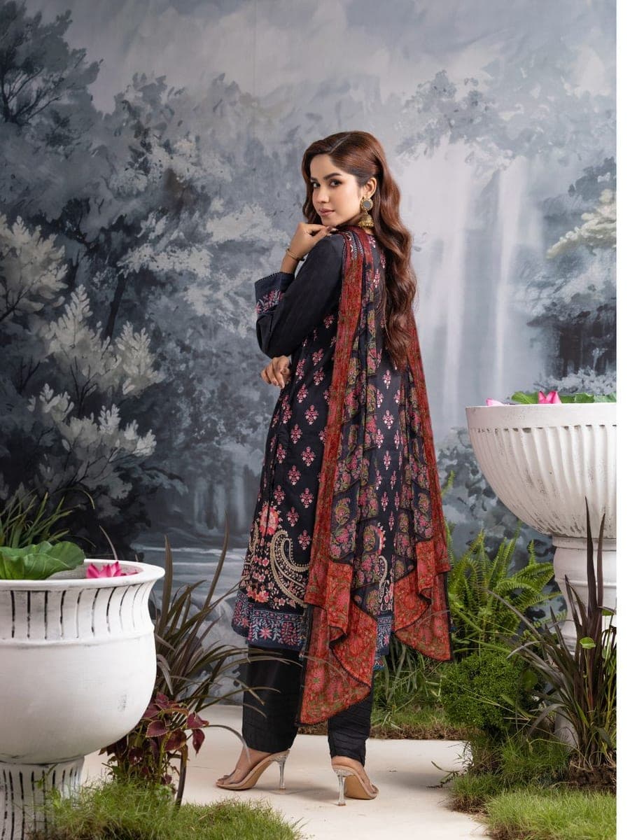 Deshi Three Piece 15 — front view