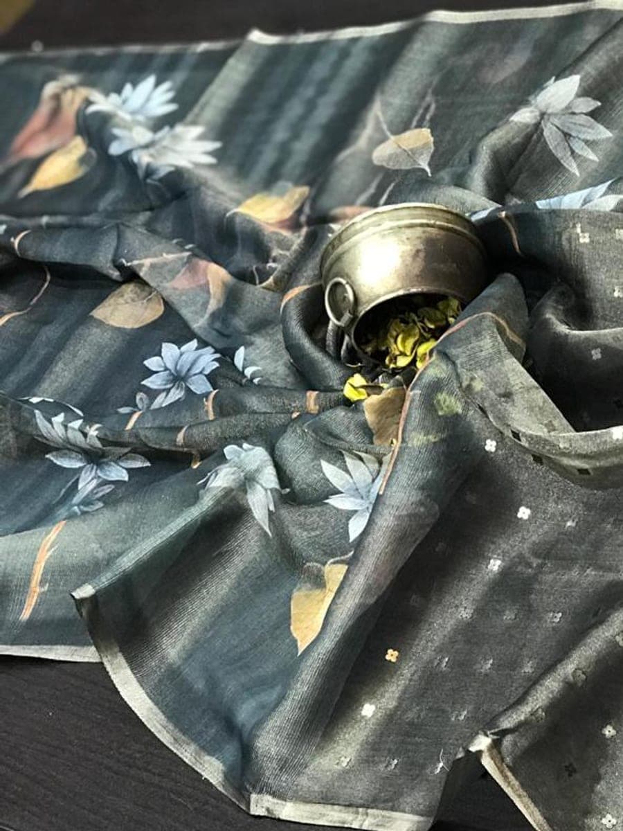 Indian Saree 07 — styling view