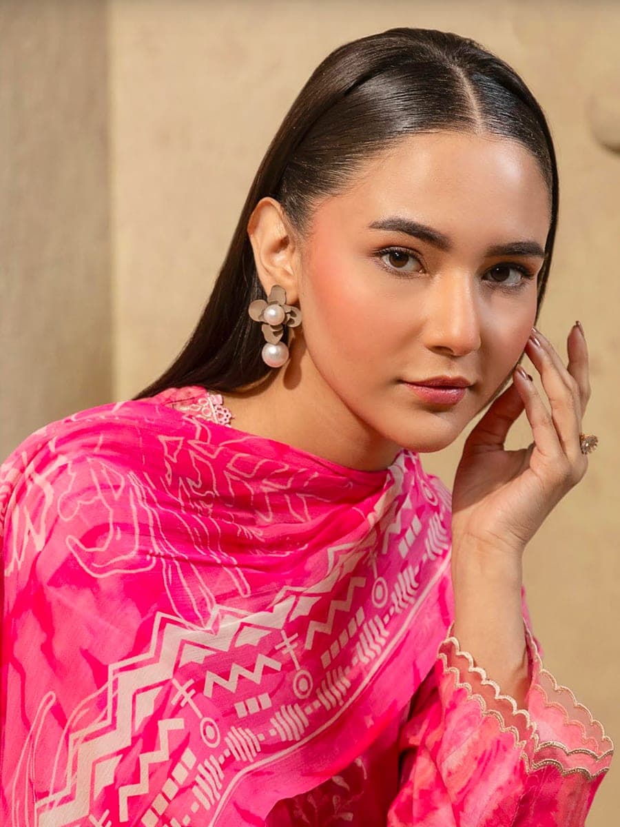 Pakistani Three Piece 28 — hero view